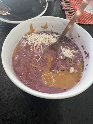 Smoothie fruit bowl  at Arista Barista Cafe in Merida