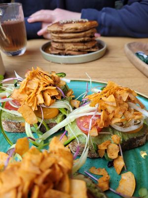 Pesto sandwich and pancakes at O'YO - Sint Baafs in Ghent