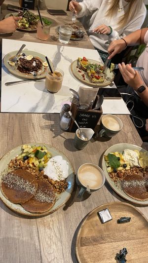 Pancakes, toast  at O'YO - Sint Baafs in Ghent