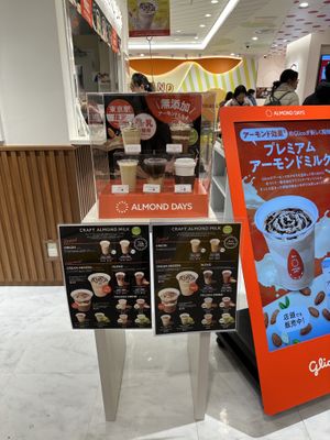   at Almond Days in Tokyo