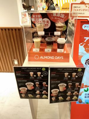  at Almond Days in Tokyo