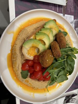 Piatto Brunch hummus, crostone con avocado, falafel   at Keik in Modena