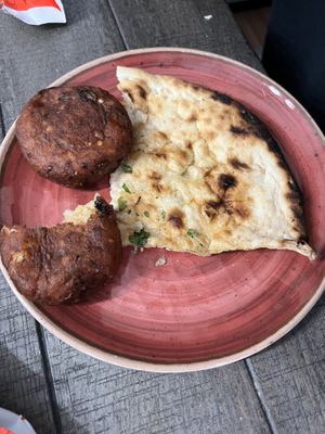 Potato patty and Garlic Naan   at Sammy a Vegan Boy - Cloud Kitchen - Maybe closed in Patchogue