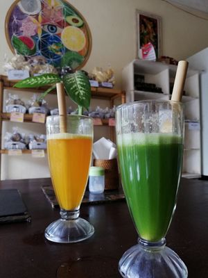Left: Tumeric Temple | Right: Lemon Detox - 20K each at Dayu's Warung in Ubud