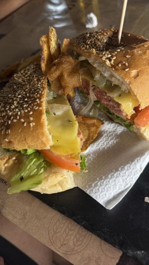 Burger   at Talhadas in Machico