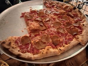  at Ianni's Pizzeria in Vandergrift