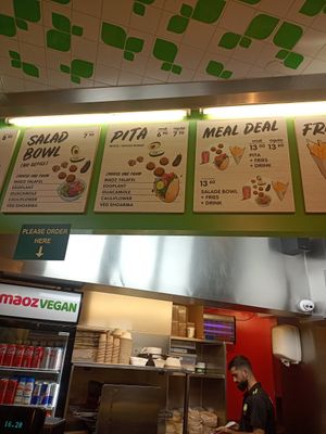  at Maoz - Muntplein in Amsterdam