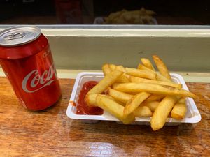Fries and coke at Maoz - Muntplein in Amsterdam