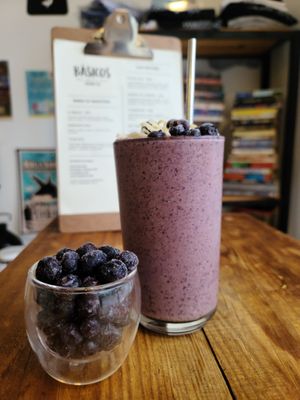 Colorado Smoothie at Vegan Barrio in Cozumel