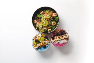 TREE's smoothie bowls are the perfect treat for the hot summer days.

Vegan Blue Spirulina Smoothie Bowl（BLUE）
Vegan Cleanse Bowl（Green）
Berry Goodness Bowl（Pink） at TREE by NAKED - Yoyogi Park in Tokyo