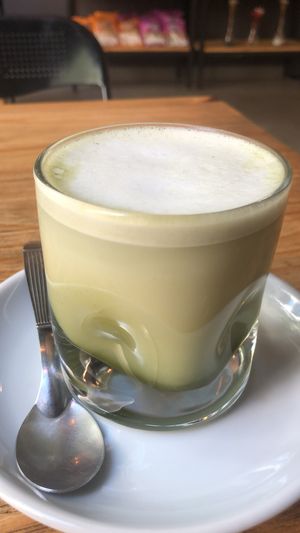 iced green drink at Materia Prima Café in Buenos Aires