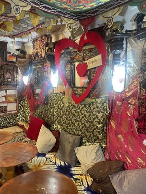   at 10 to 10 in Delhi in Edinburgh