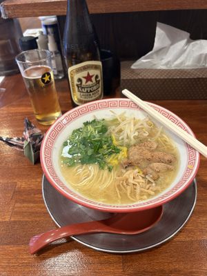 The owner gave me a paper crane 🥹  at Tokyo Ramen Tower - 東京らあめんタワ in Tokyo