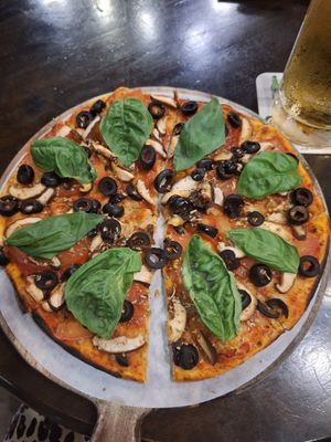 Pizza without cheese, ask for some olive oil to avoid dryness at Geographer Cafe in Malacca