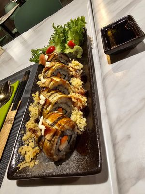 Unagi maki roll at Pranaa Food For Life in Bangkok