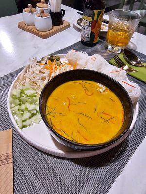 Kanom Jean namya crab at Pranaa Food For Life in Bangkok