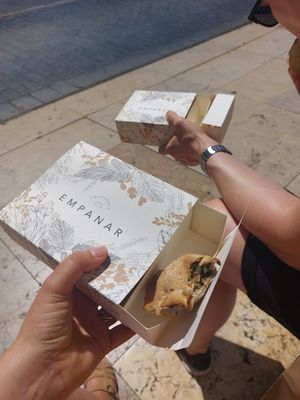 Take away box at Empanar in Lisbon