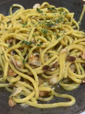 Pasta with garlic and olive oill  at Vine & Olive in Titusville