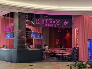 Storefront at HERE-O Donuts in Dubai
