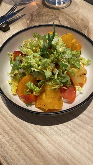 Tomatoes, strawberries, almond cream  at and/or  in Antwerpen