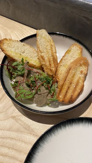 Mushroom pate, garlic toast  at and/or  in Antwerpen