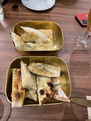 Pão de alho  at Giulietta - Pizzeria & Cucina Vegana in Lisbon