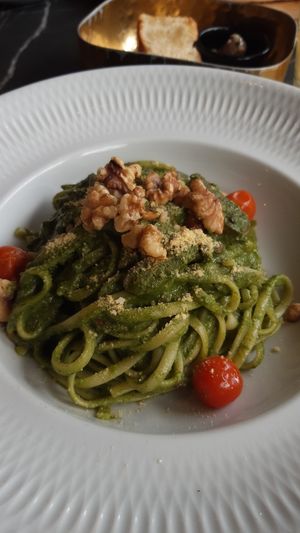 Linguini pesto at Giulietta - Pizzeria & Cucina Vegana in Lisbon