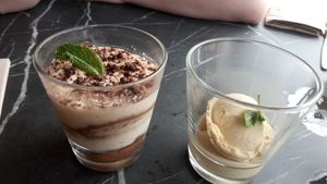 Tiramisu + Pistachio Ice Cream at Giulietta - Pizzeria & Cucina Vegana in Lisbon