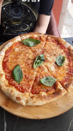 Pizza Margherita at Giulietta - Pizzeria & Cucina Vegana in Lisbon