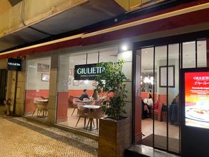 Outside at Giulietta - Pizzeria & Cucina Vegana in Lisbon