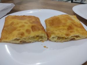 Pastel 5 queijos at Veguai in Florianopolis