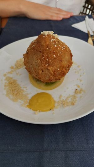 Coxinha at Cri Cri Cru Restaurante (Loja Bênção Brasil) in Sao Paulo