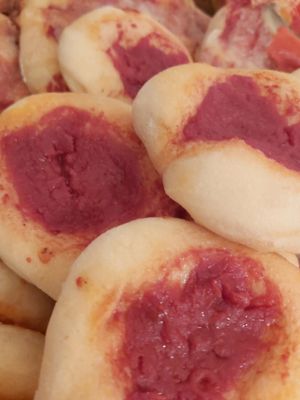 Pizzette pomodoro, origano e olio evo #Veganuary at L Arte del Buon Pane in Bergamo