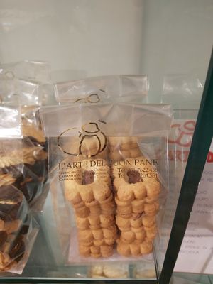 Biscotti veg con crema di nocciola #Veganuary at L Arte del Buon Pane in Bergamo