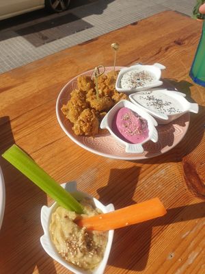 Das war unglaublich lecker! Habe leider den Namen der Vorspeise vergessen... at Alubia plant power in Mallorca