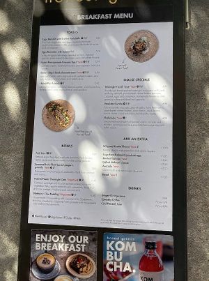  at Honest Greens - Fuencarral in Madrid