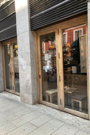  at Honest Greens - Fuencarral in Madrid