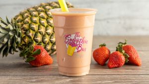  at The Smoothie Bus - Food Truck in Manchester