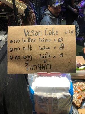 Clear sign at Vegan Cake in Pai