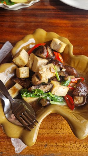 tasty tofu with mushrooms at Paradise Pearl in Koh Phi Phi