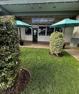  at Earth Aloha Eats in Kihei