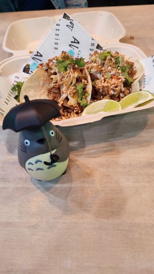 Thai Chicken Tacos #Veganuary at Earth Aloha Eats in Kihei