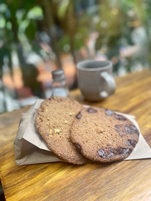 Pistachio and chocolate cookies - yummy!   at Coraje Vegan in Medellin