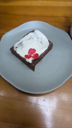 Brownie with Vanilla Cream at Coraje Vegan in Medellin