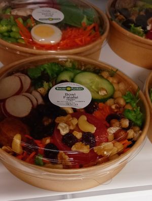 vegane falafel bowl #Veganuary at Cafeteria Philosophische Fakultät in Dusseldorf