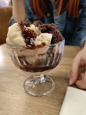 Vegan chocolate brownie sundae at Orto Pizzabar in Belfast