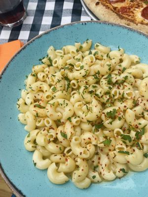 Vegan mac and cheese  at Civerinos in Edinburgh