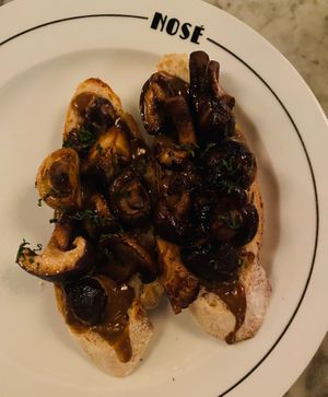 Mushroom Bruschetta with pepper sauce at Taberna Nosé in Puerto Varas