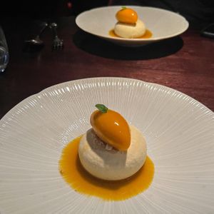 Signature dessert  at Hakkasan - Mayfair in London