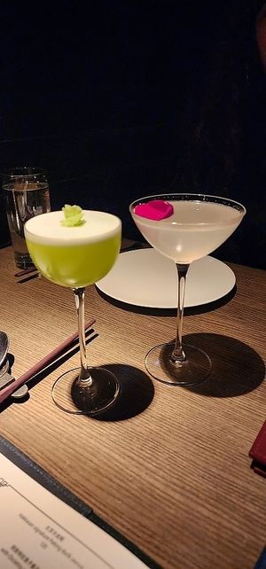 martinis at Hakkasan - Mayfair in London